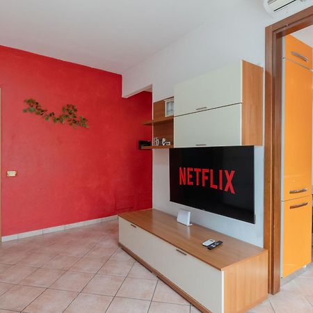 San Giacomo 4 Apartment Леко Екстериор снимка